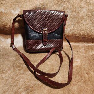 Vintage Brahmin Woven Leather & Black Crossbody Bag With Buckle Closure